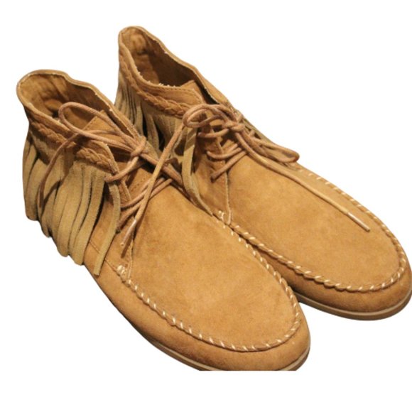 2/$30 🏷 Forever21 Mocassin Booties Size 5.5 - Picture 1 of 3